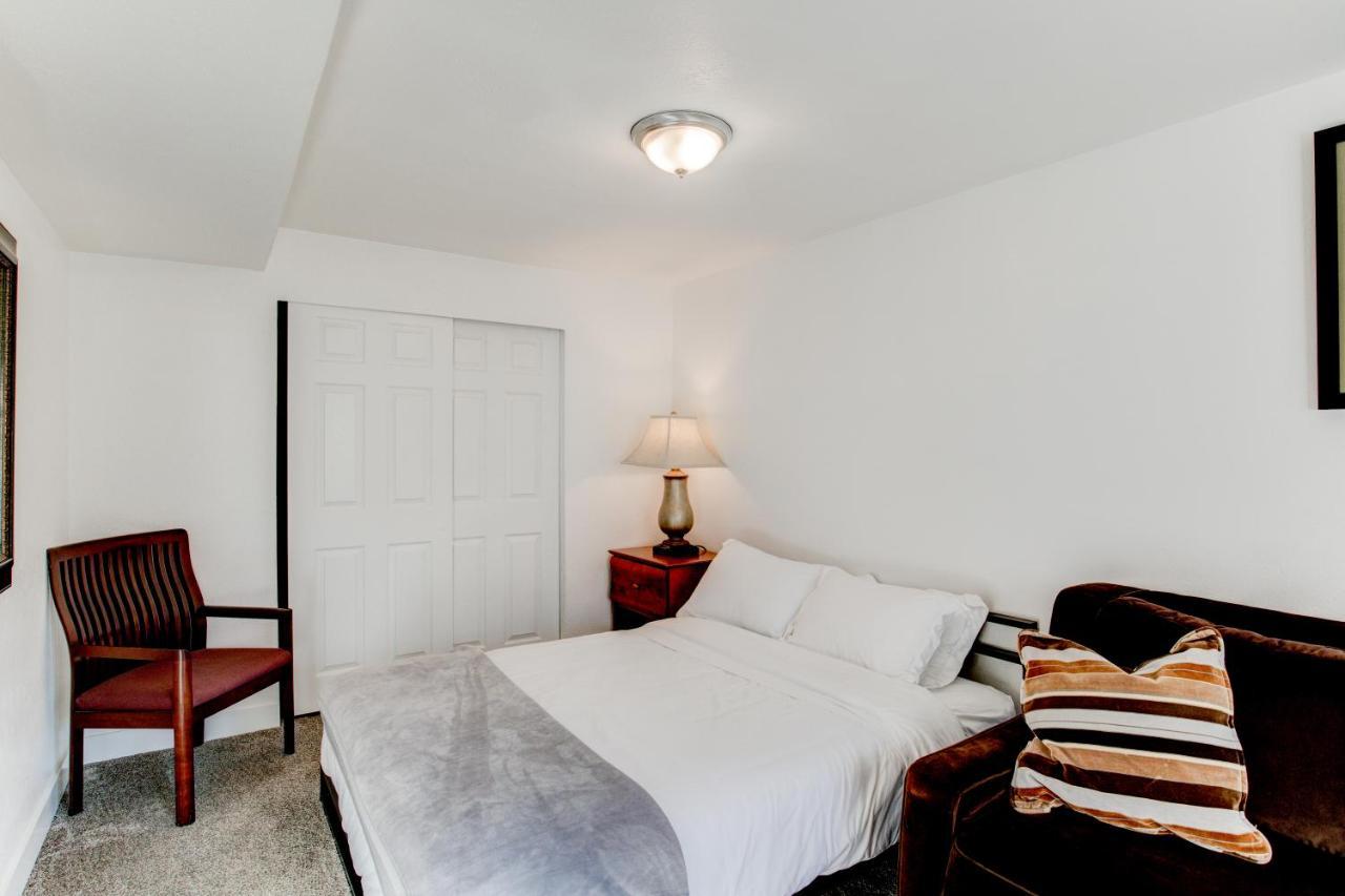 Modern Private Whole Unit 4 Bedroom Guest Suite King Bed Salt Lake City Buitenkant foto