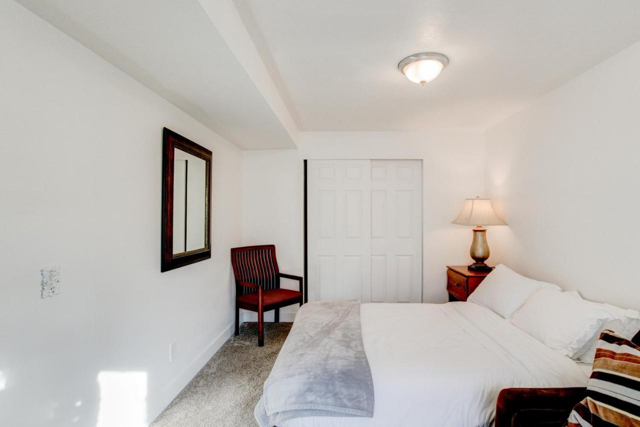 Modern Private Whole Unit 4 Bedroom Guest Suite King Bed Salt Lake City Buitenkant foto